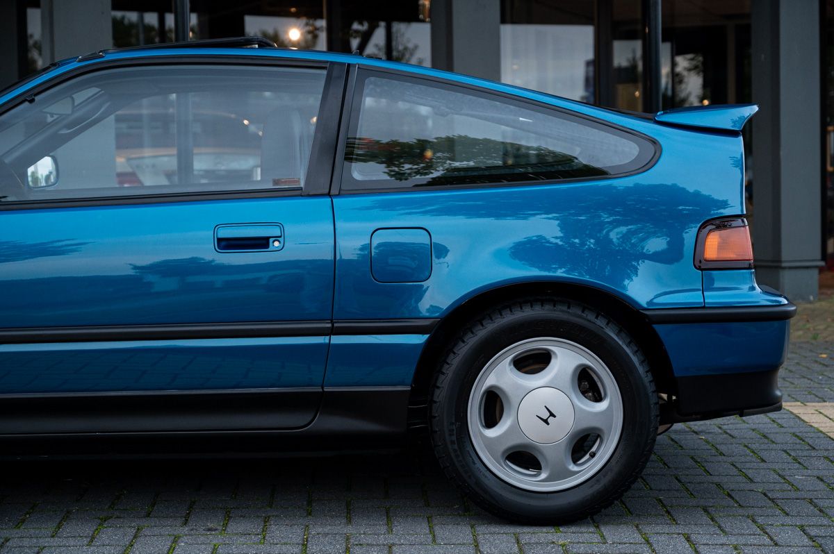 Honda CRX (1991) — صورة 28