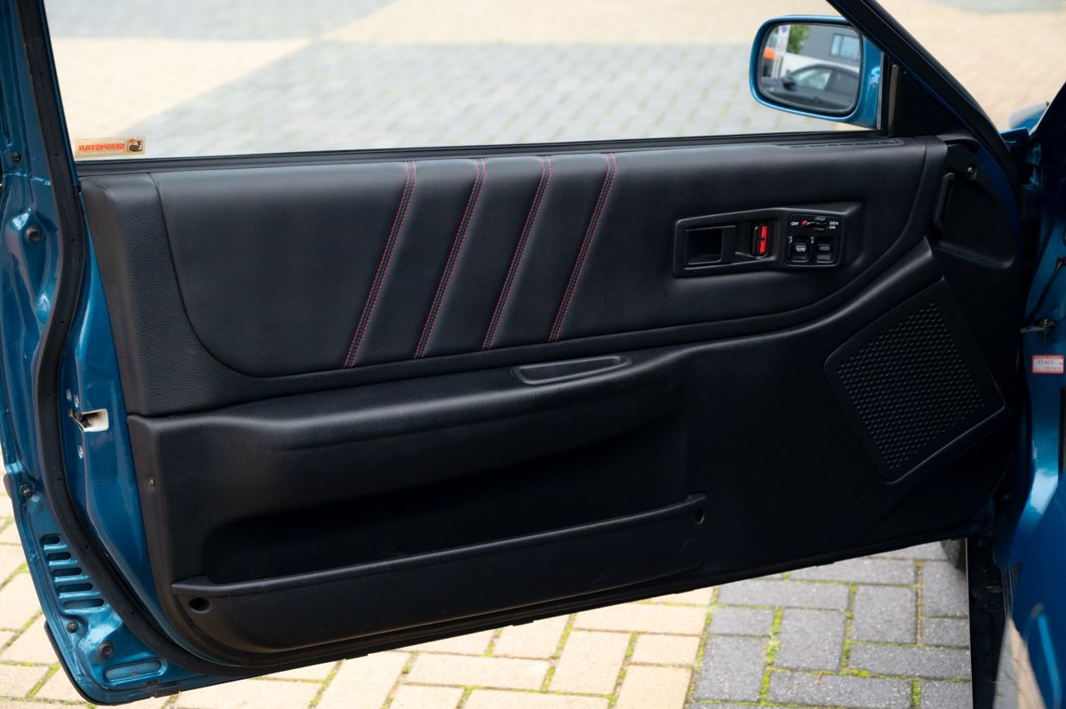 Honda CRX (1991) — صورة 56