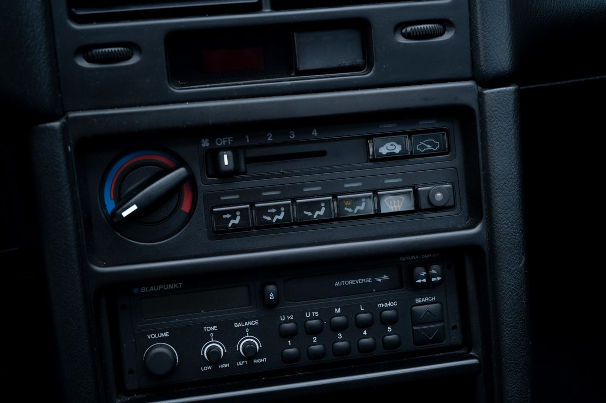 Honda CRX (1991) — صورة 64