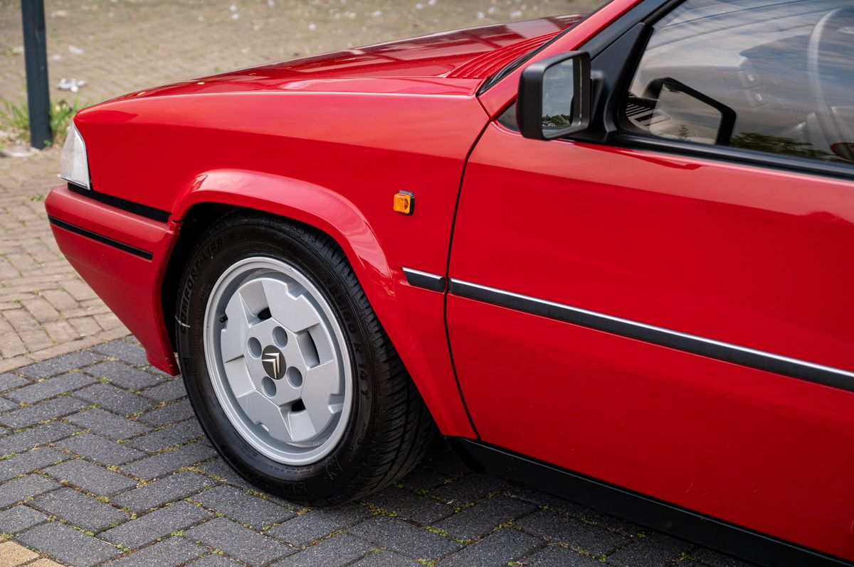Citroën BX GTI (1988) — Foto 34