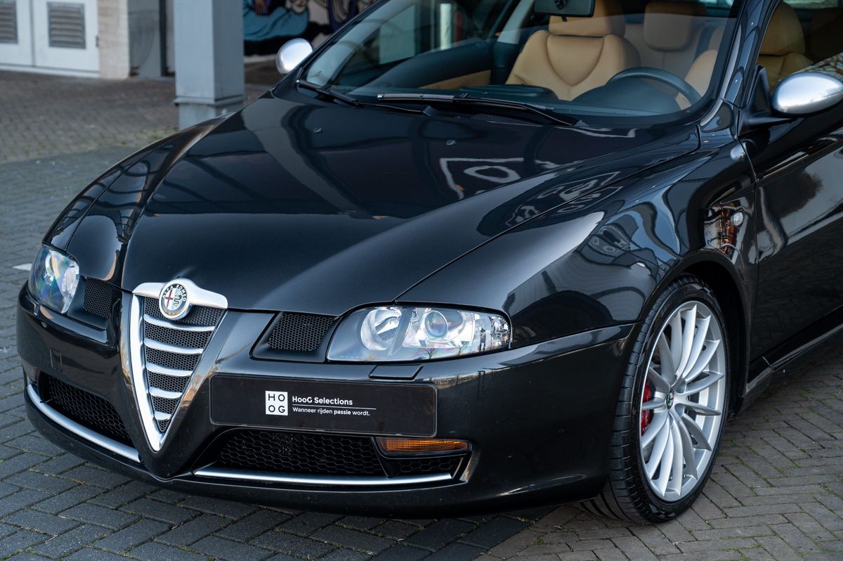 Alfa Romeo GT (2006) — foto 6