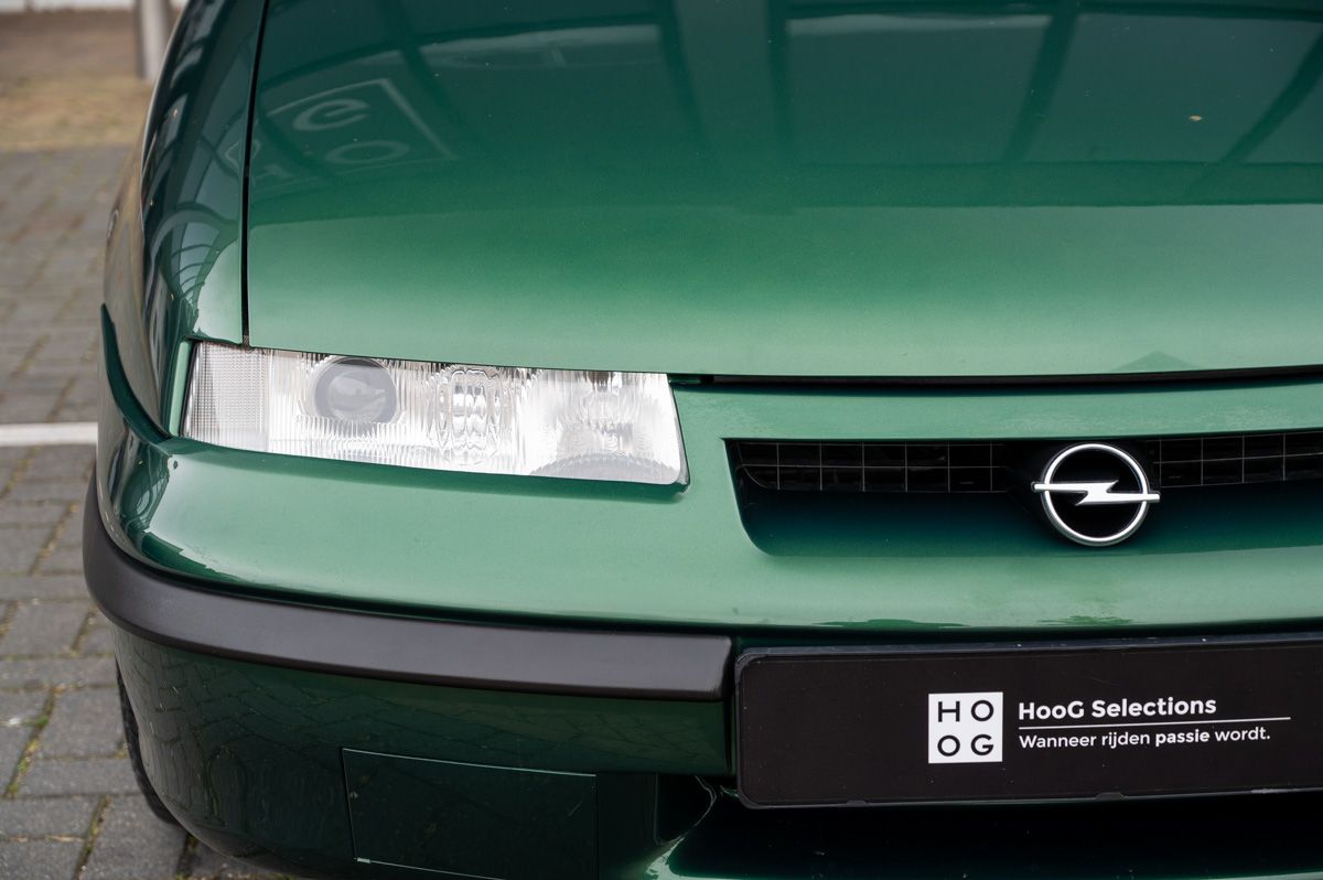 Opel Calibra (1996) — Foto 19