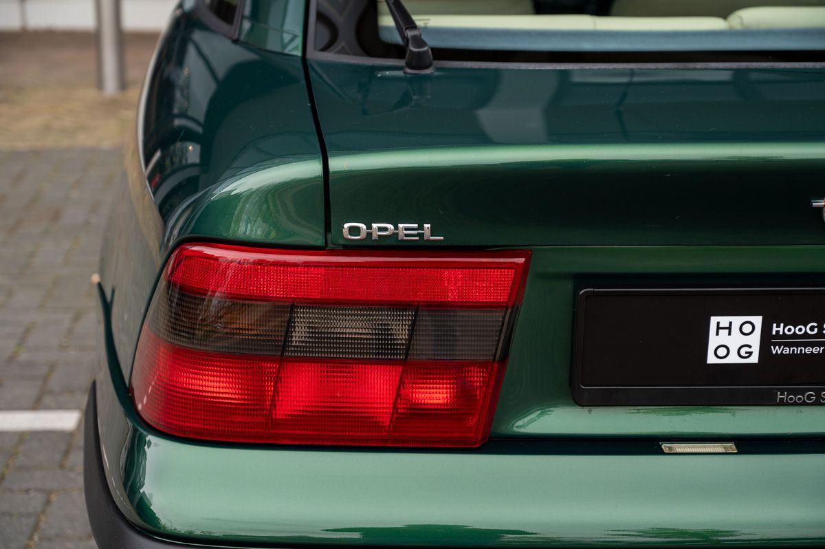 Opel Calibra (1996) — Foto 21
