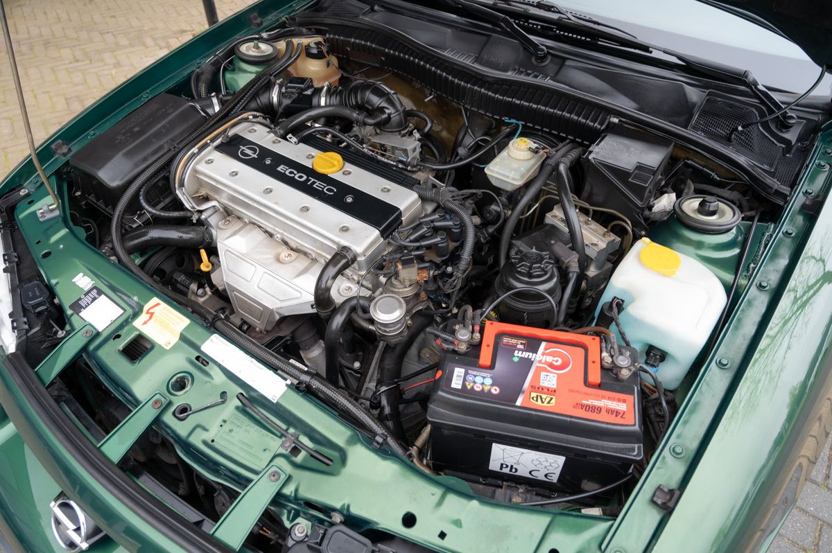 Opel Calibra (1996) — Foto 61