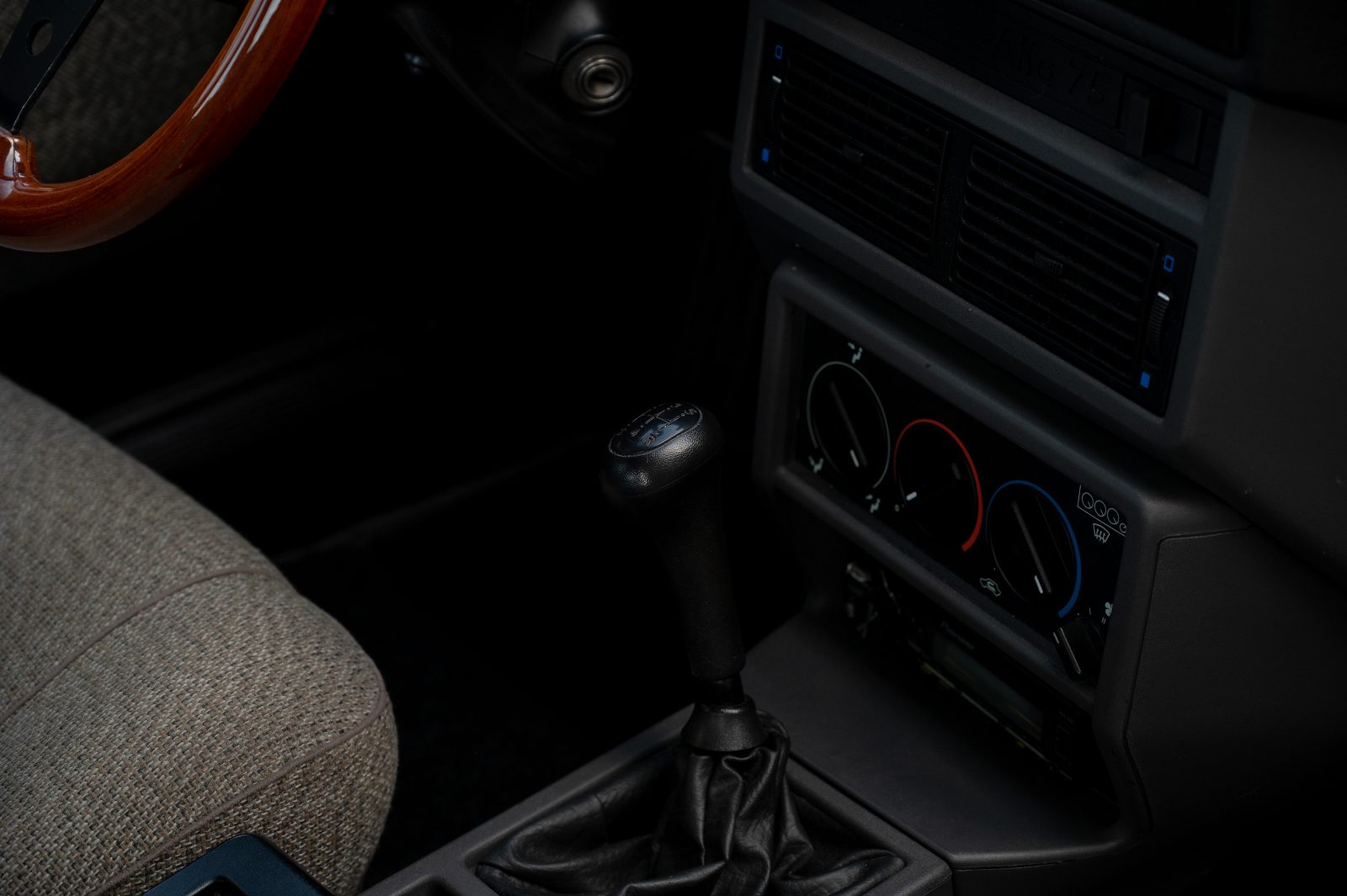 Alfa Romeo 75 (1986) — Foto 59