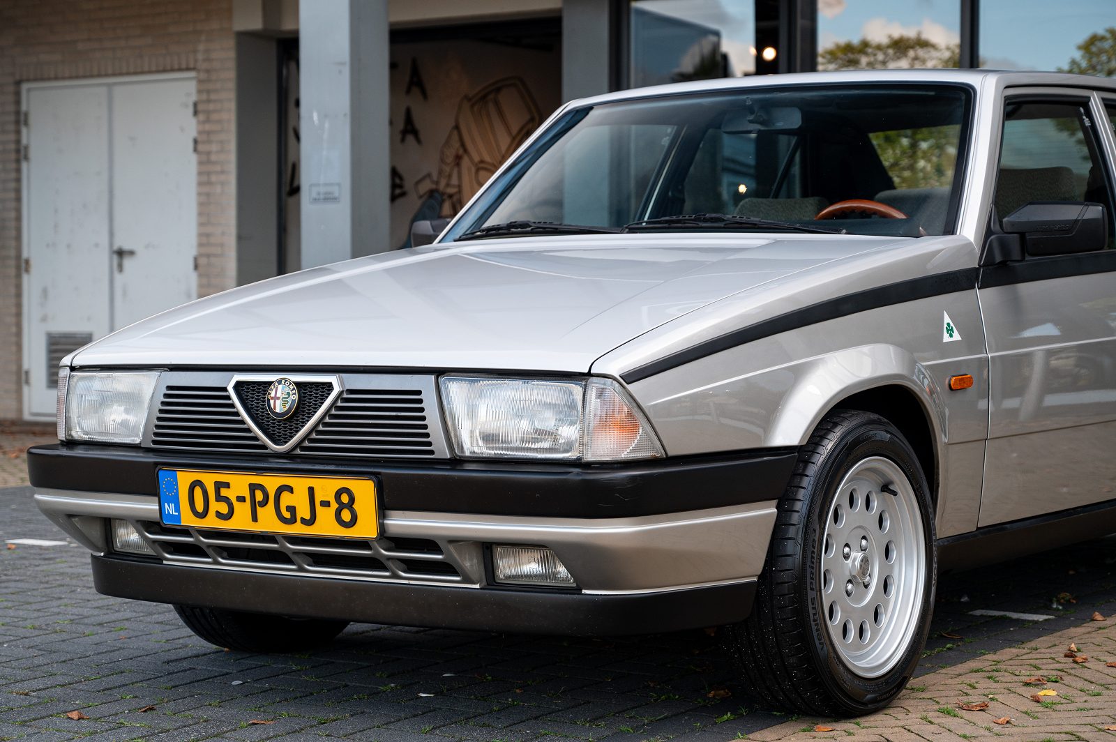 Alfa Romeo 75 (1986) — Foto 2