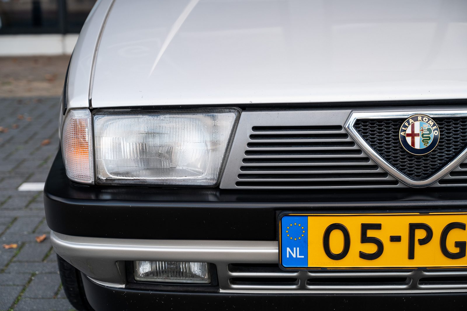 Alfa Romeo 75 (1986) — Foto 16