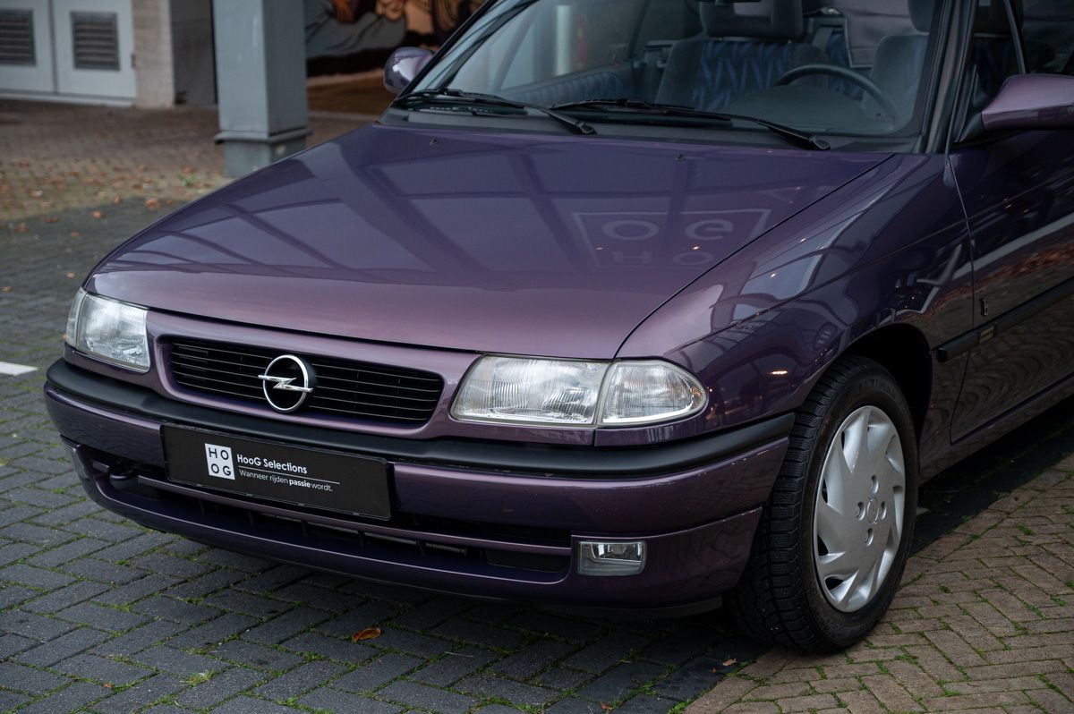 Opel Astra (1995) — photo 6