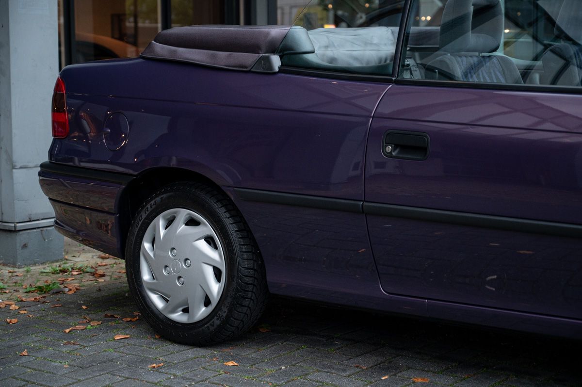 Opel Astra (1995) — photo 30