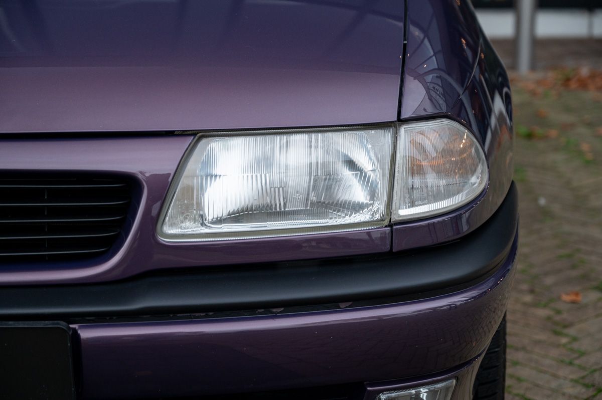 Opel Astra (1995) — photo 21