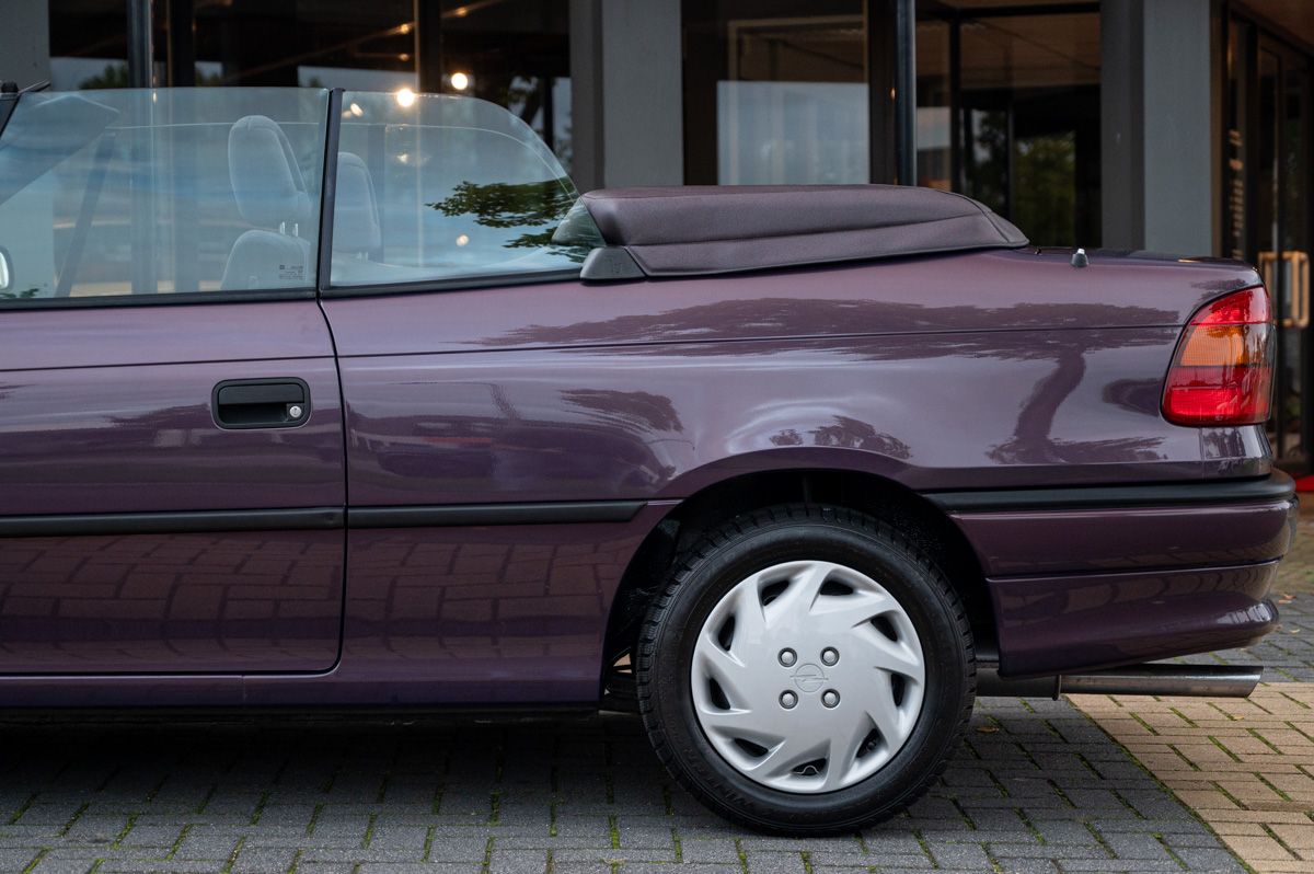 Opel Astra (1995) — photo 31