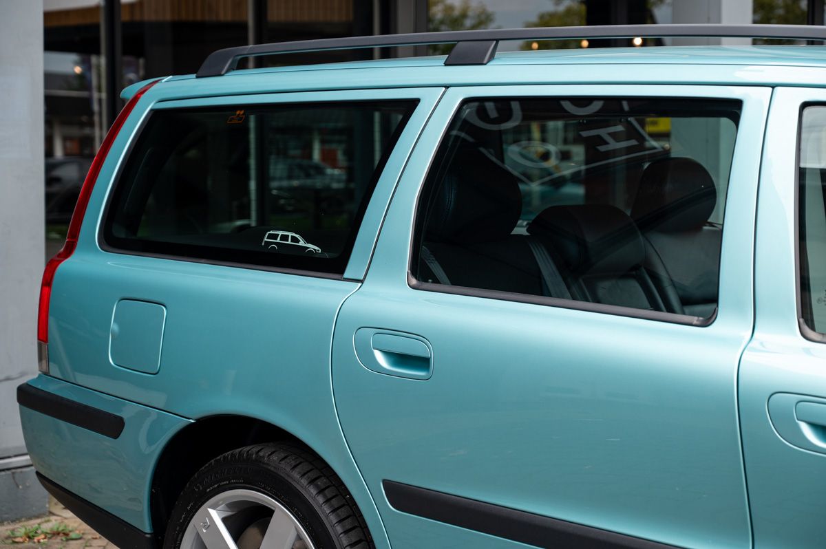 Volvo V70 (2003) — صورة 30