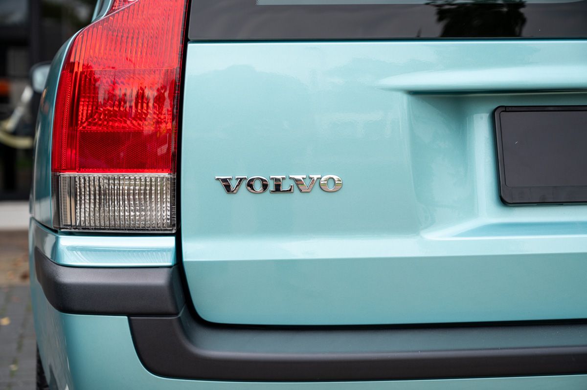 Volvo V70 (2003) — صورة 26