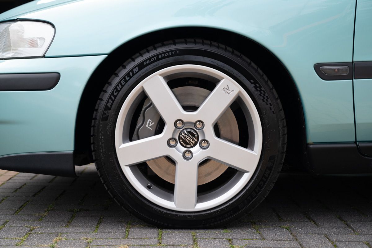 Volvo V70 (2003) — صورة 15