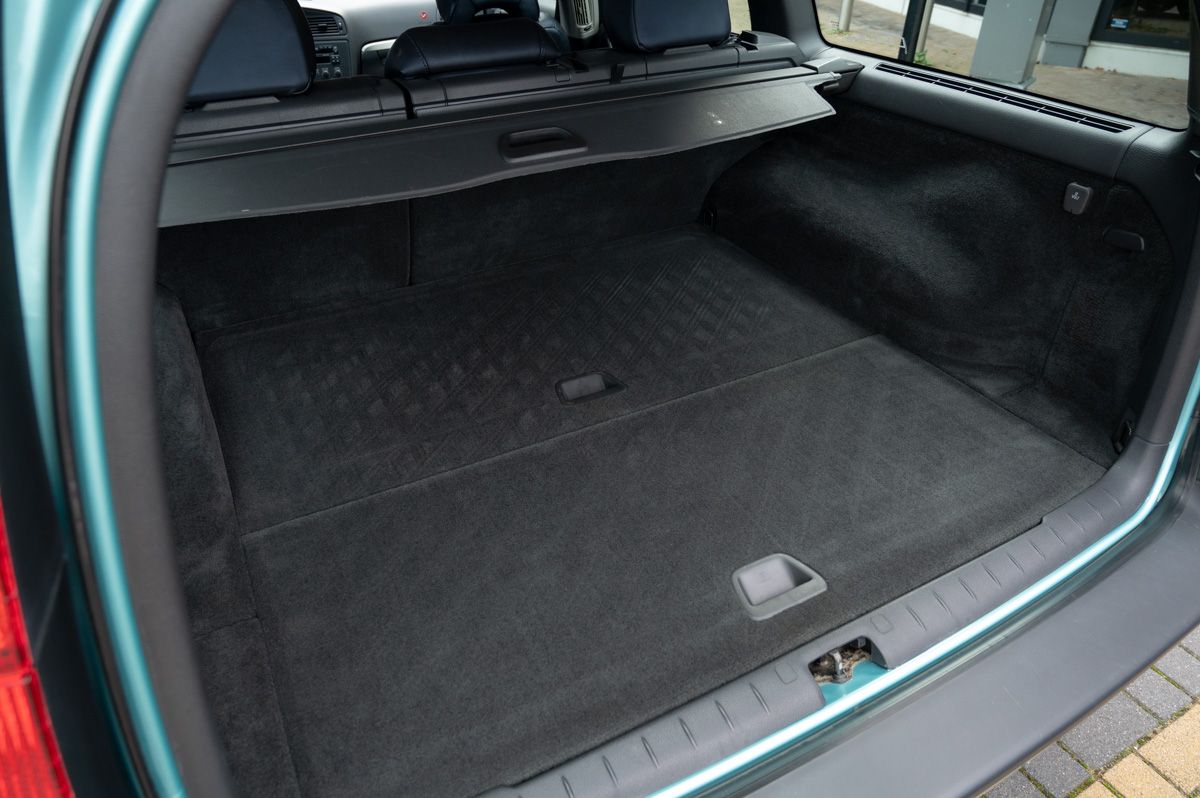 Volvo V70 (2003) — صورة 54