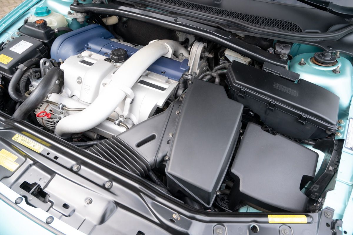 Volvo V70 (2003) — صورة 77