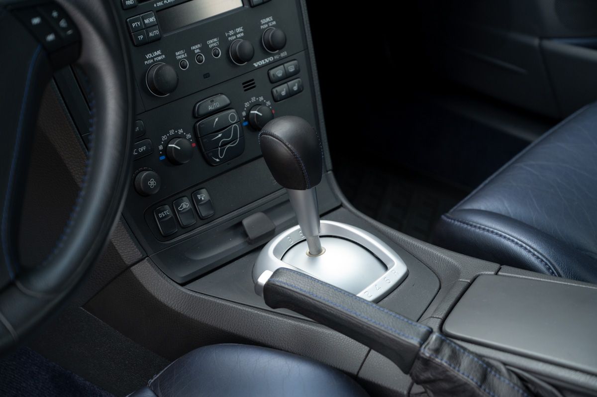 Volvo V70 (2003) — صورة 66