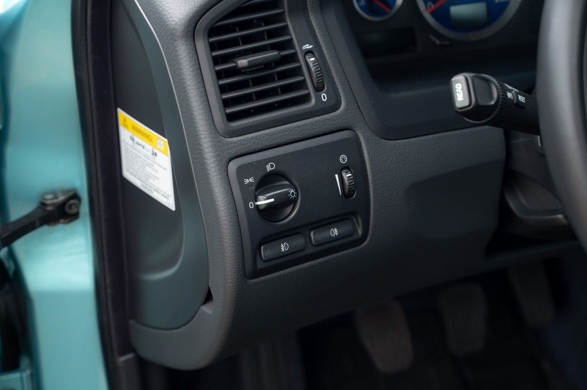 Volvo V70 (2003) — صورة 68