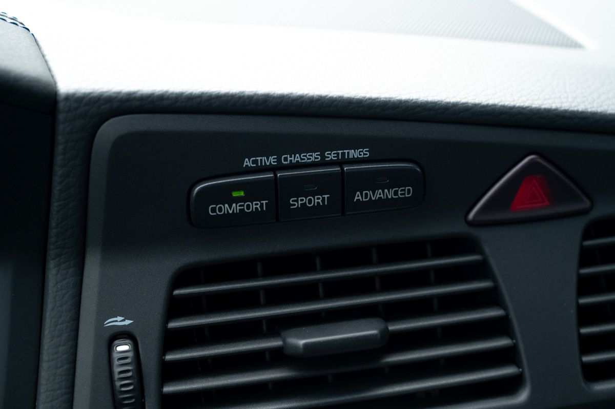 Volvo V70 (2003) — صورة 75