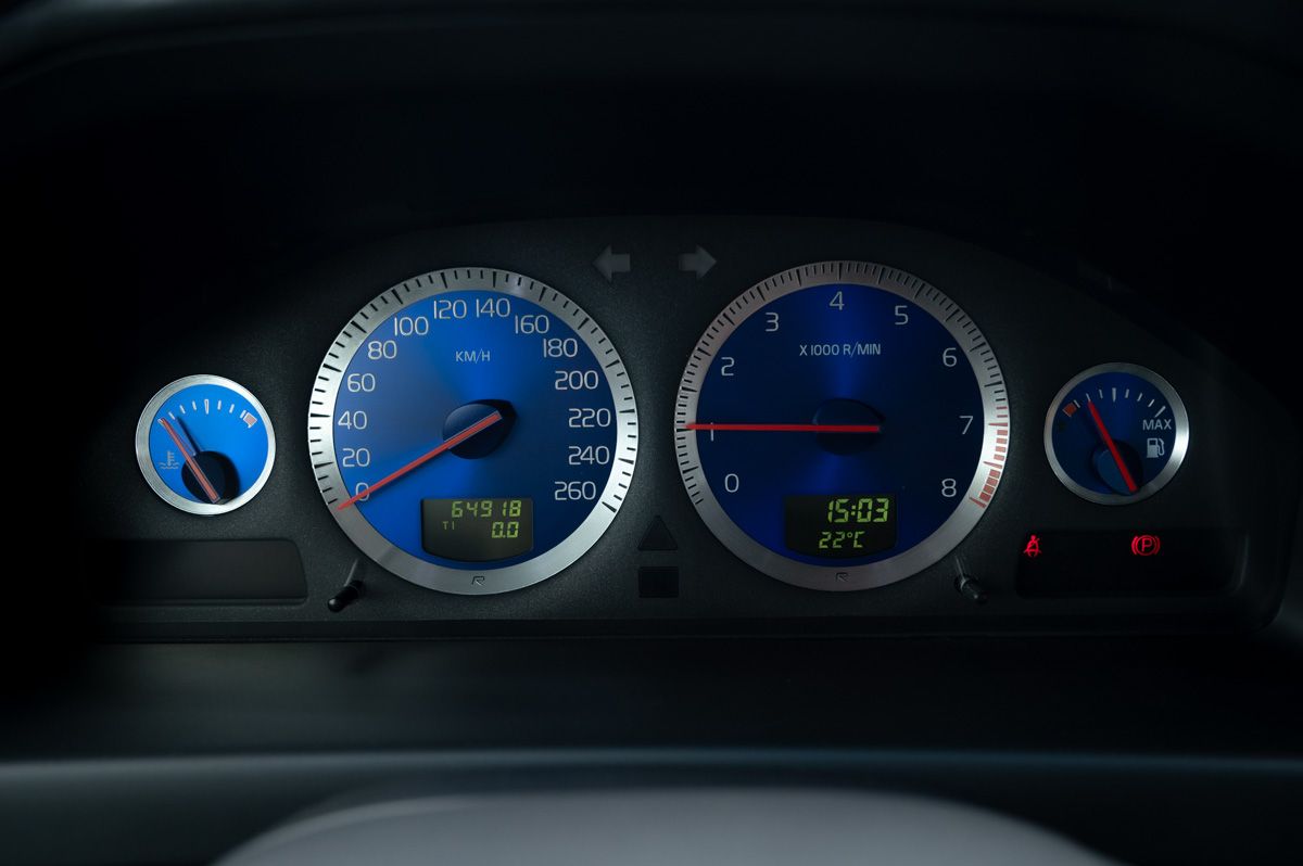 Volvo V70 (2003) — صورة 43