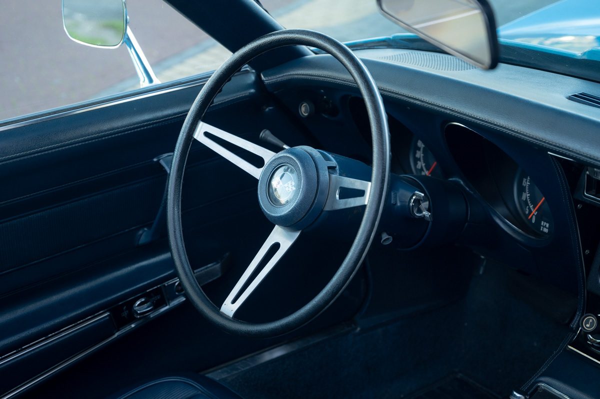Chevrolet Corvette (1973) — photo 62