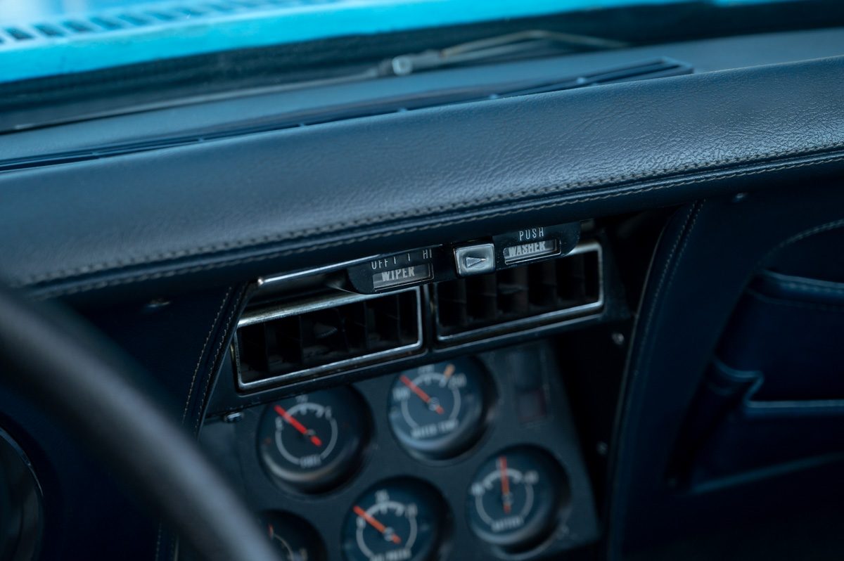 Chevrolet Corvette (1973) — photo 53