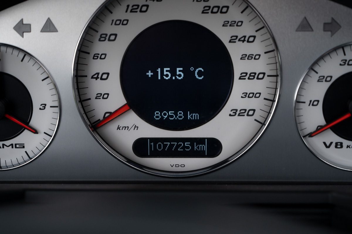 Mercedes-Benz E-Klasse (2003) — صورة 52