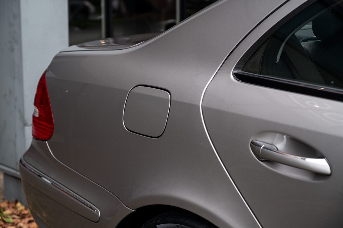Mercedes-Benz E-Klasse (2003) — صورة 26