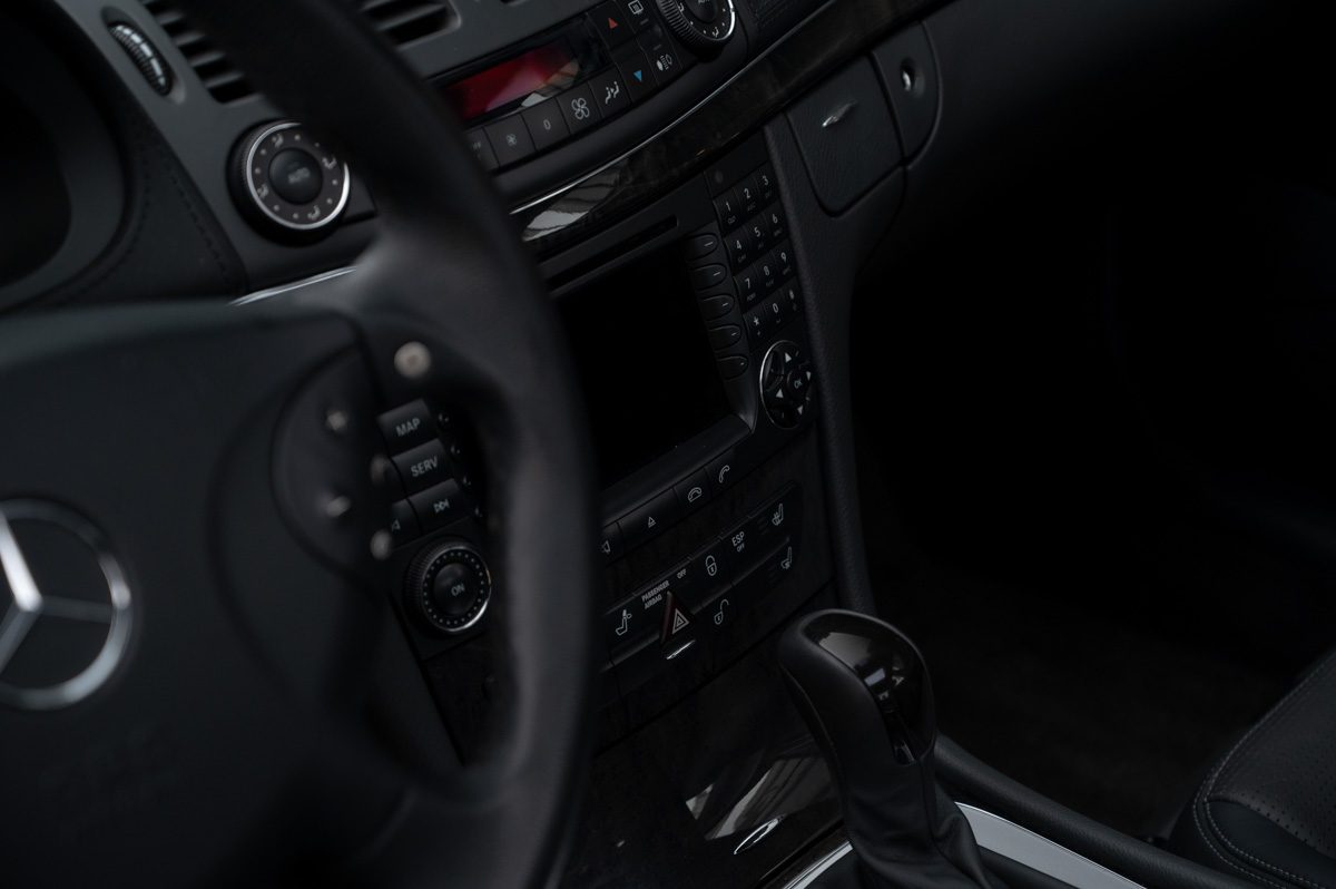 Mercedes-Benz E-Klasse (2003) — صورة 44