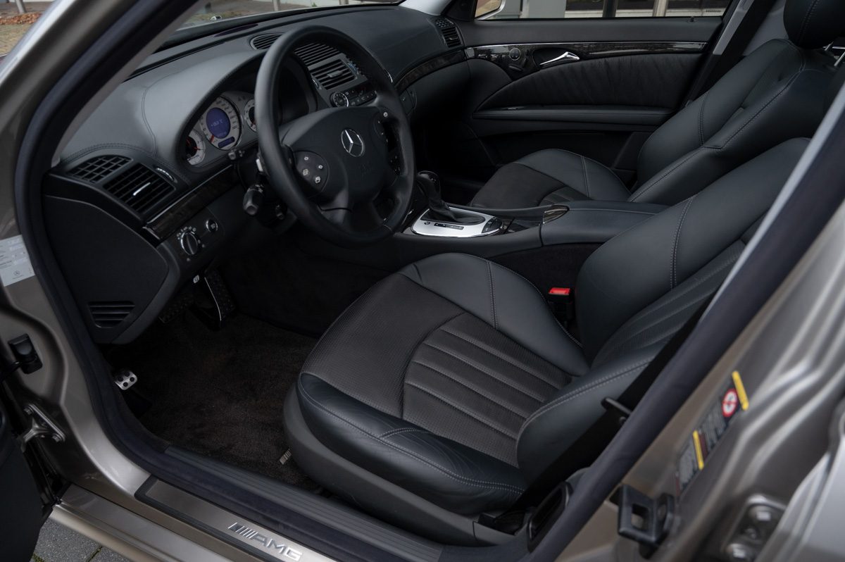 Mercedes-Benz E-Klasse (2003) — صورة 38
