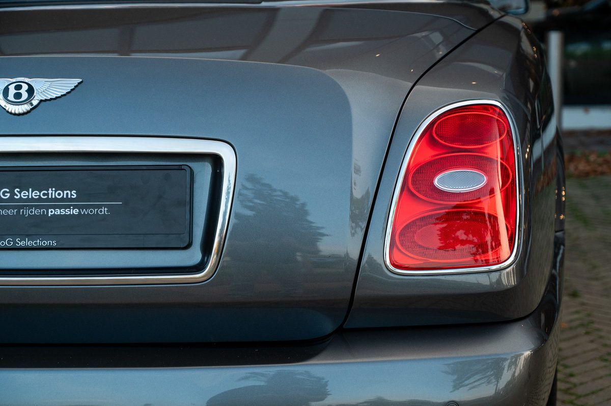 Bentley Azure (2007) — Foto 26