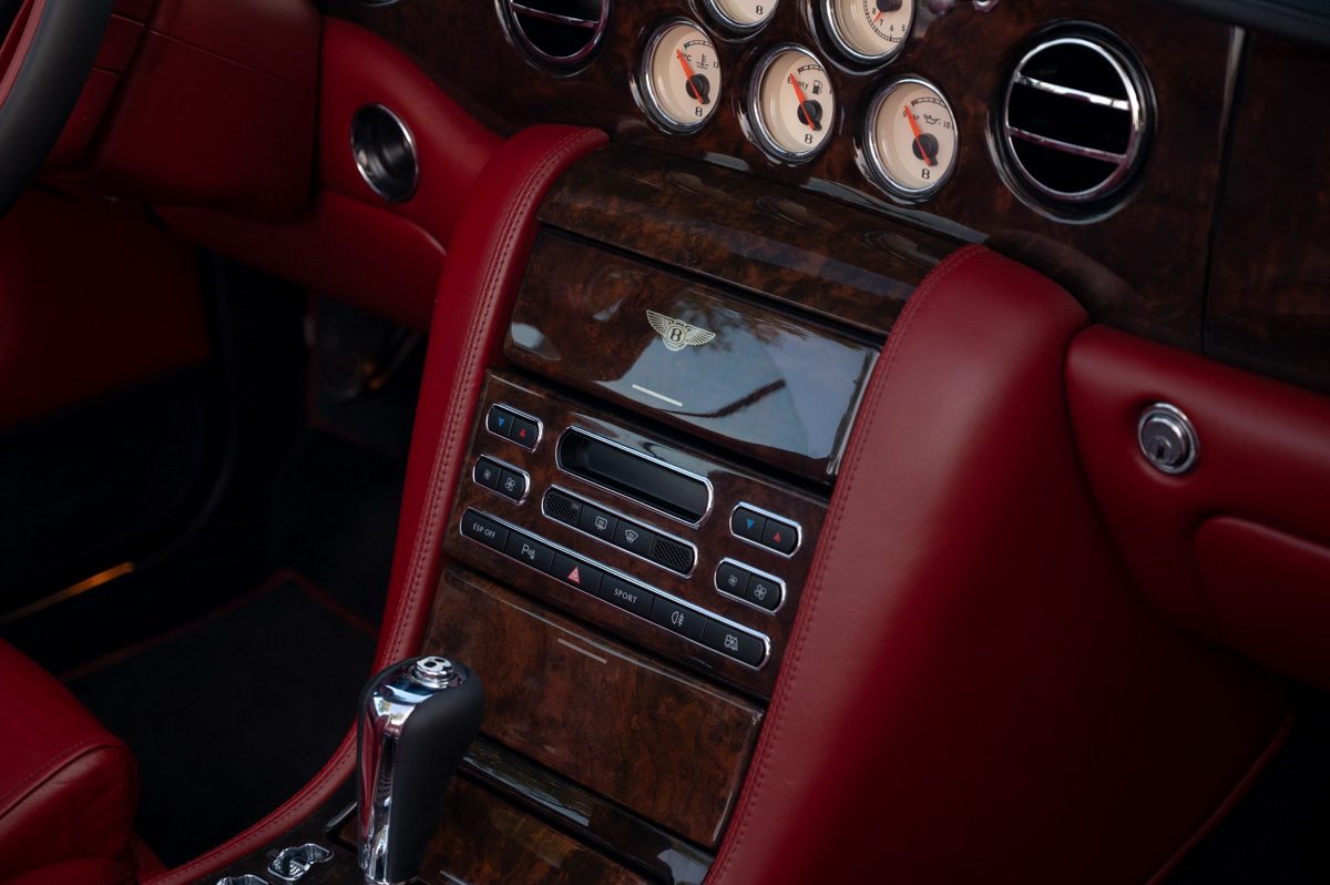 Bentley Azure (2007) — Foto 68
