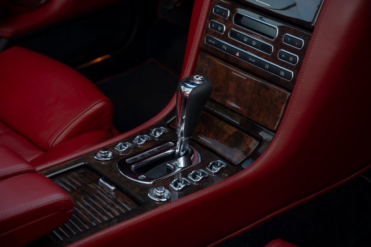Bentley Azure (2007) — Foto 69