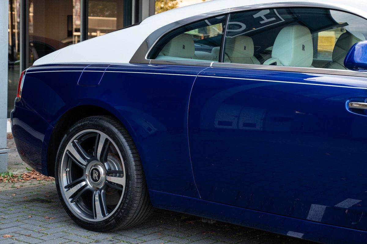 Rolls-Royce Wraith (2014) — Foto 30