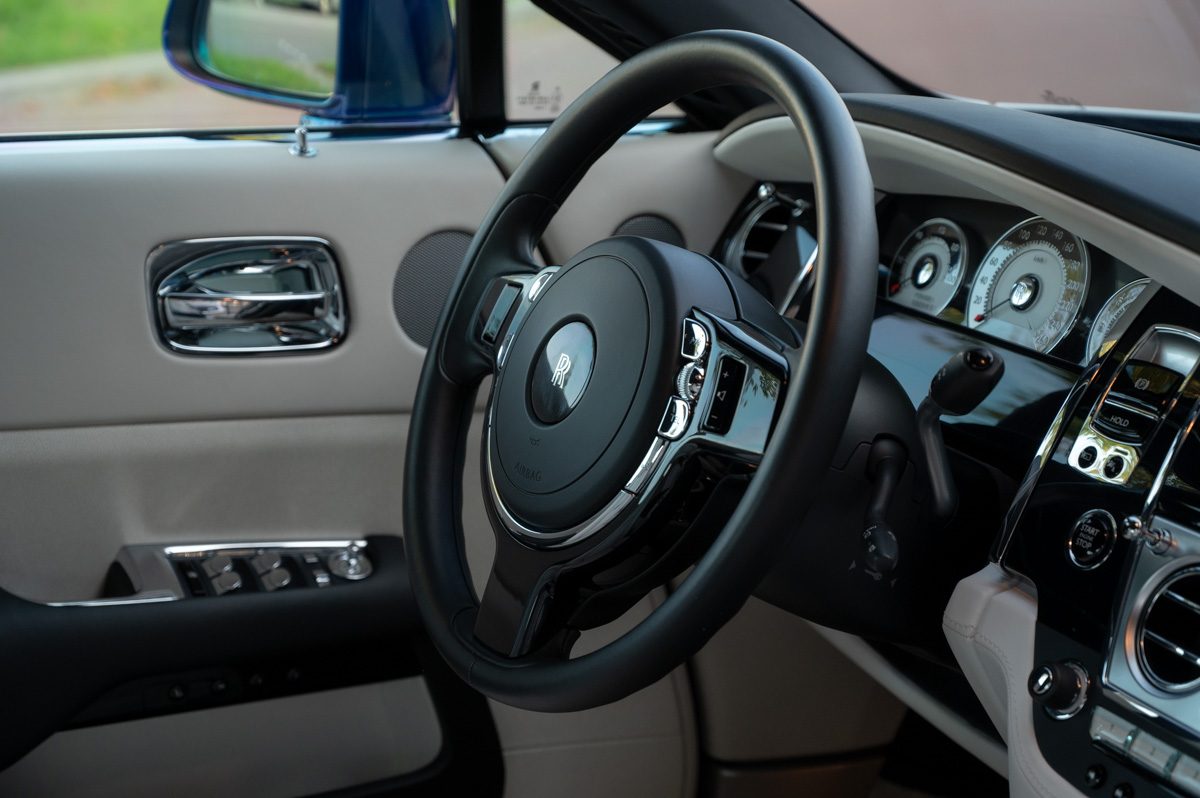 Rolls-Royce Wraith (2014) — Foto 62