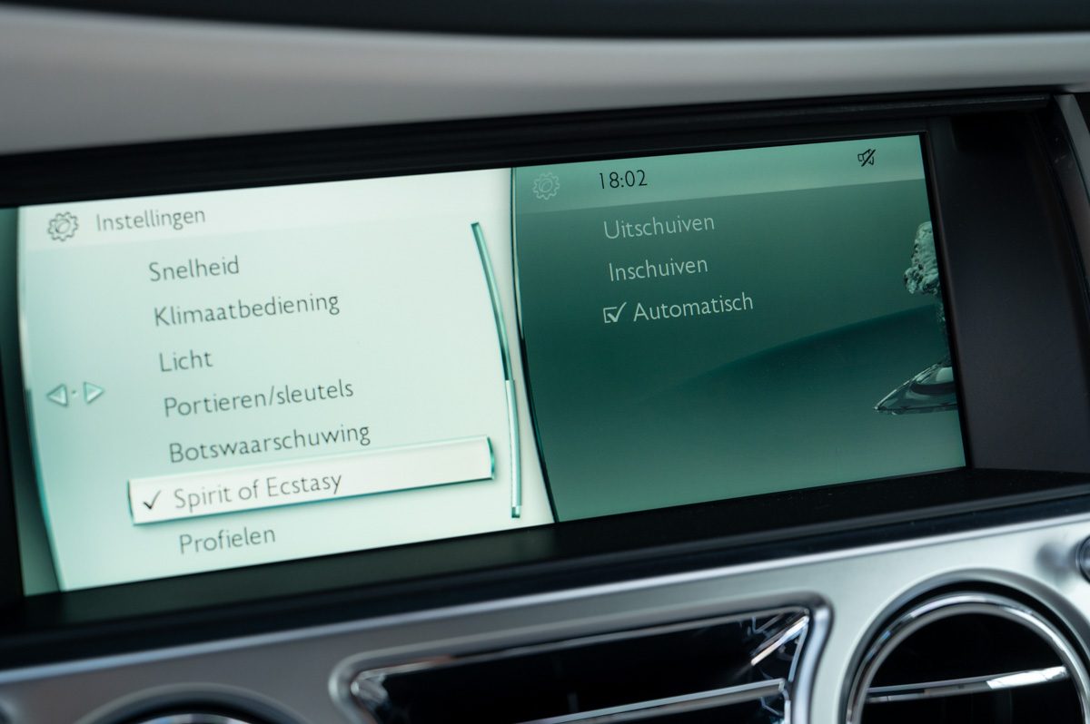 Rolls-Royce Wraith (2014) — Foto 47