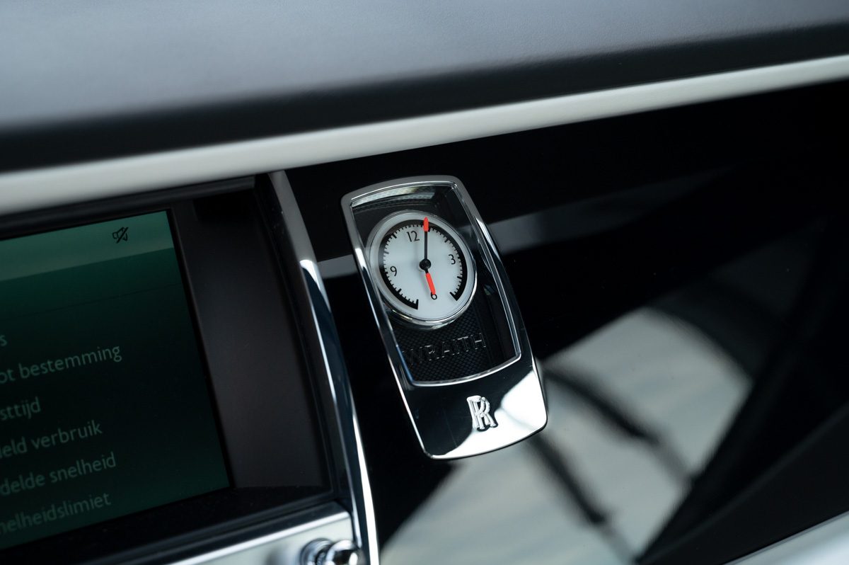 Rolls-Royce Wraith (2014) — Foto 89
