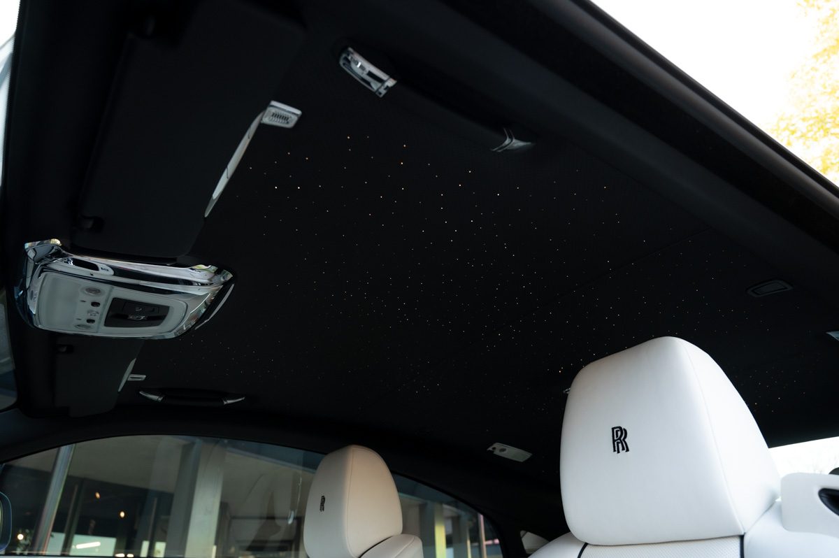 Rolls-Royce Wraith (2014) — Foto 93
