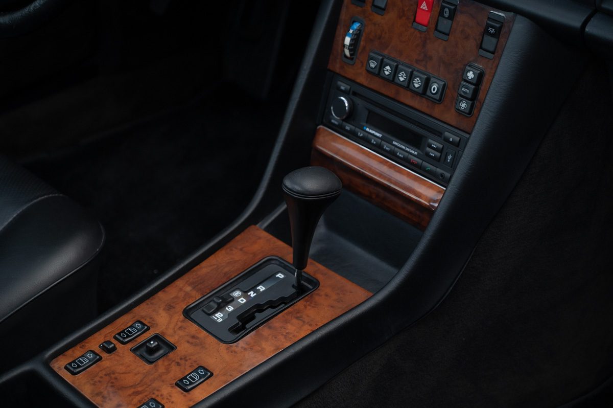 Mercedes-Benz Classe S (1988) — photo 53
