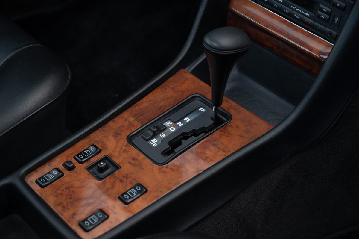 Mercedes-Benz Classe S (1988) — photo 55