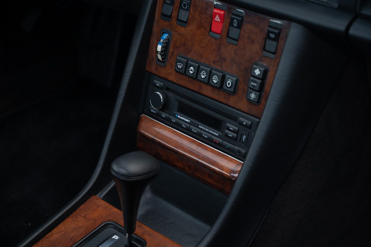 Mercedes-Benz Classe S (1988) — photo 37