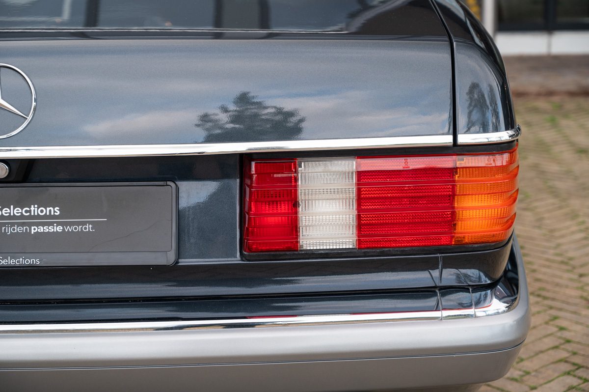 Mercedes-Benz Classe S (1988) — photo 21