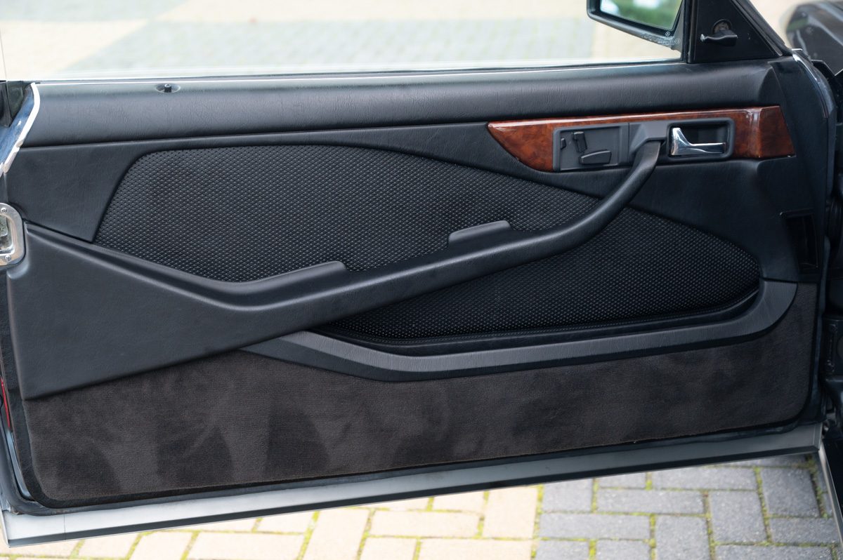 Mercedes-Benz Classe S (1988) — photo 65
