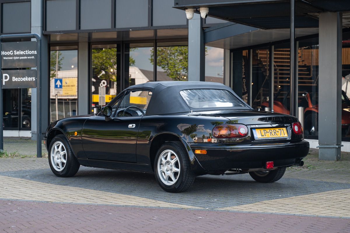 Mazda MX-5 (1995) — foto 3