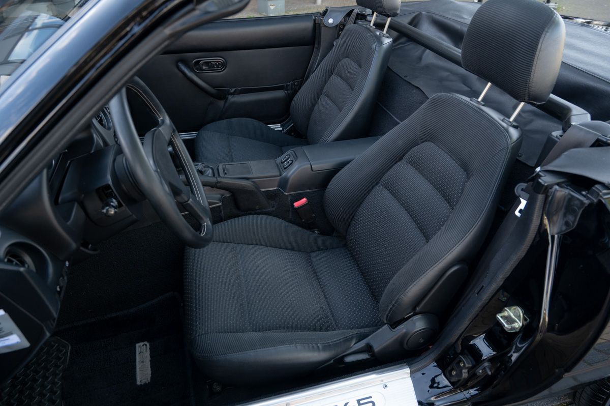 Mazda MX-5 (1995) — foto 50