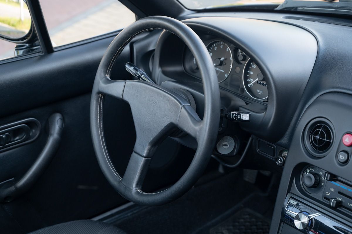 Mazda MX-5 (1995) — foto 59