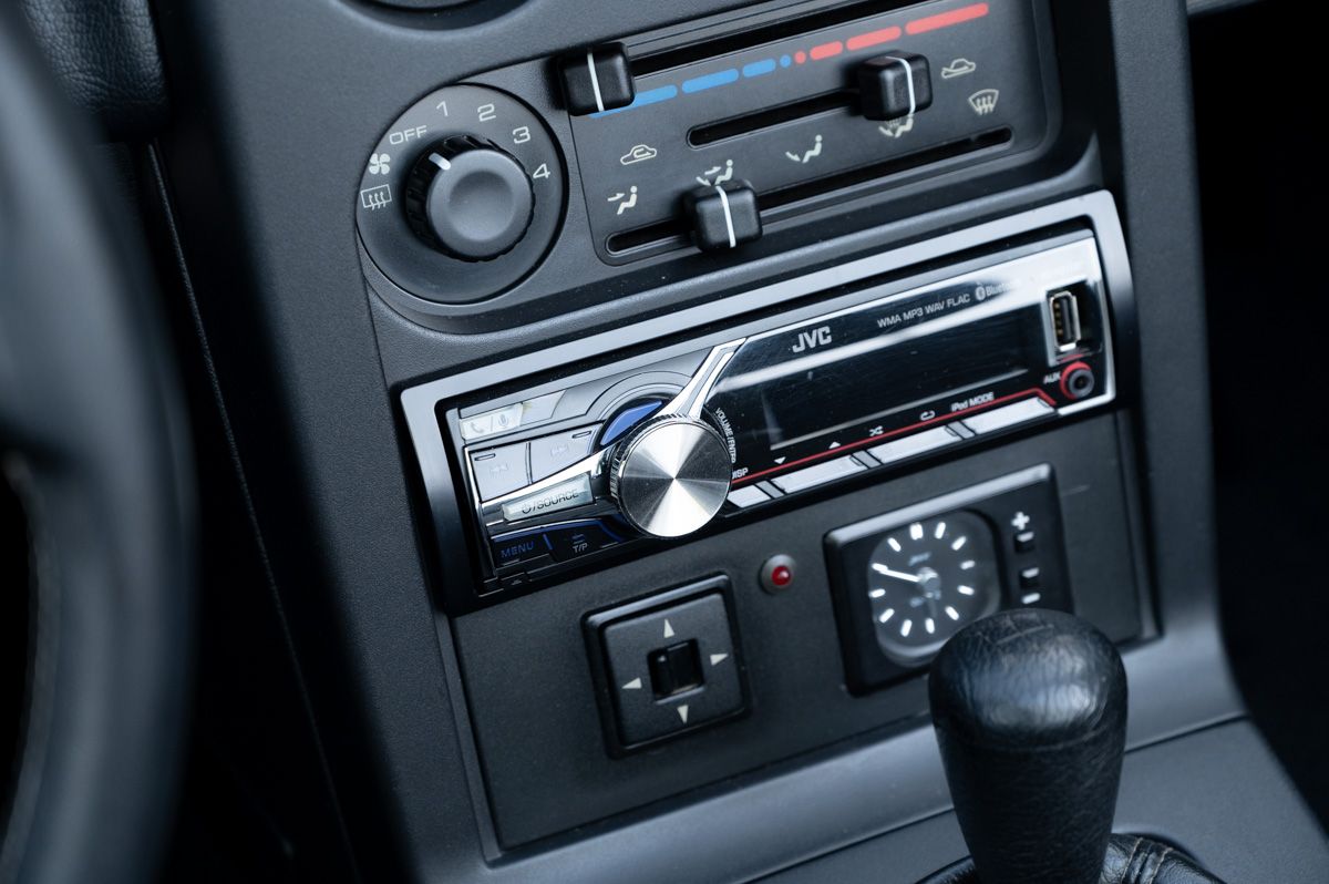 Mazda MX-5 (1995) — foto 49