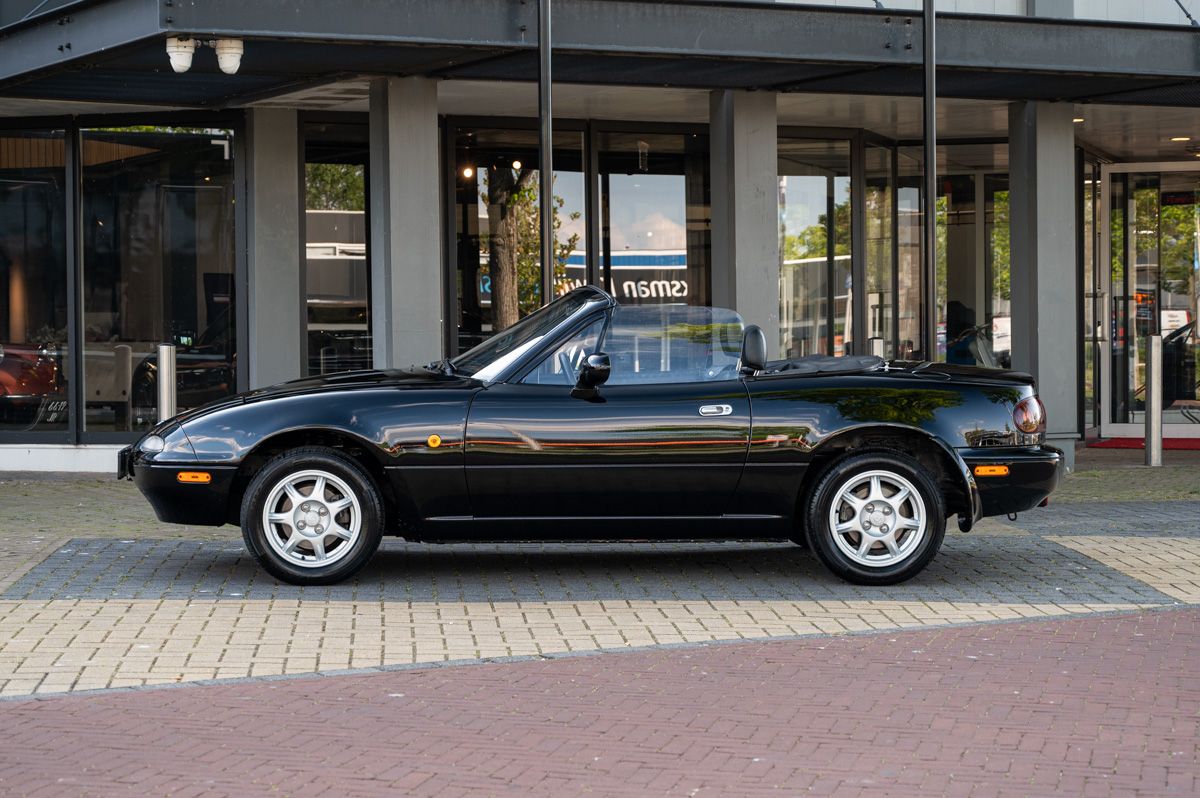 Mazda MX-5 (1995) — foto 2