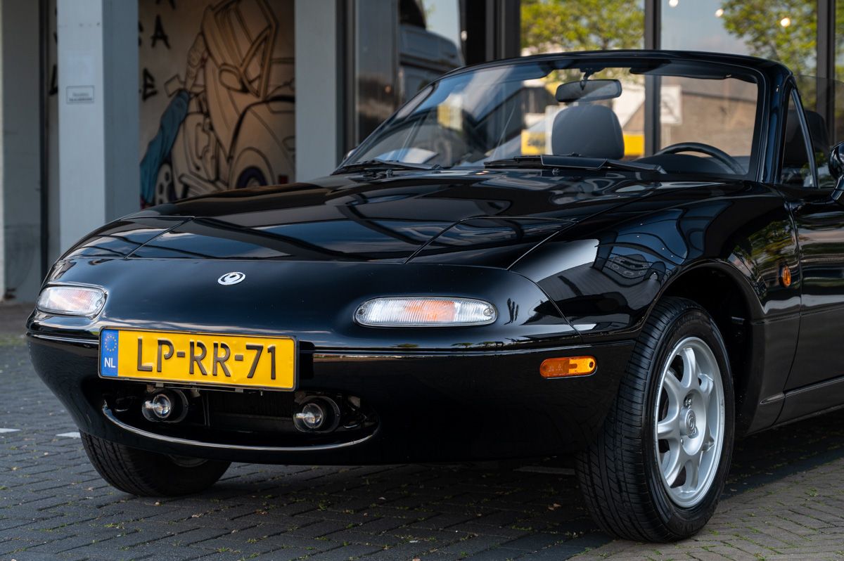 Mazda MX-5 (1995) — foto 4