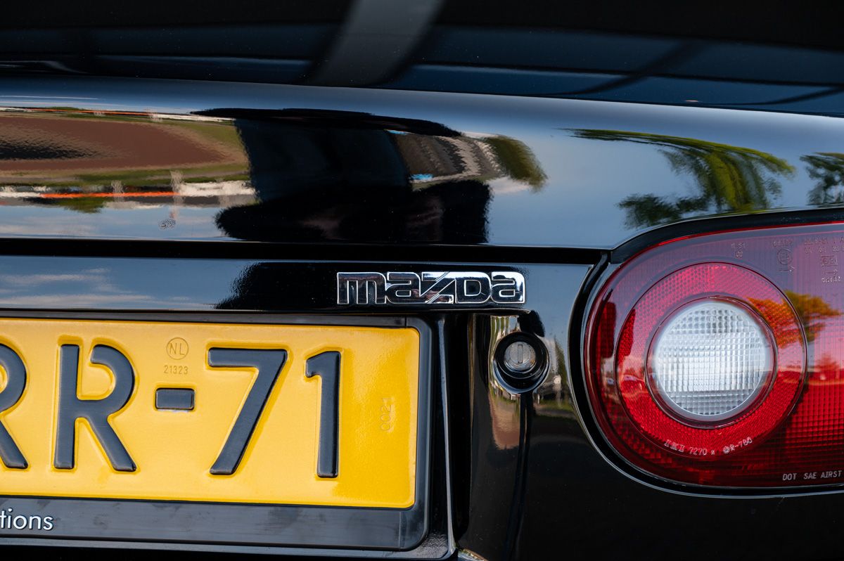 Mazda MX-5 (1995) — foto 29